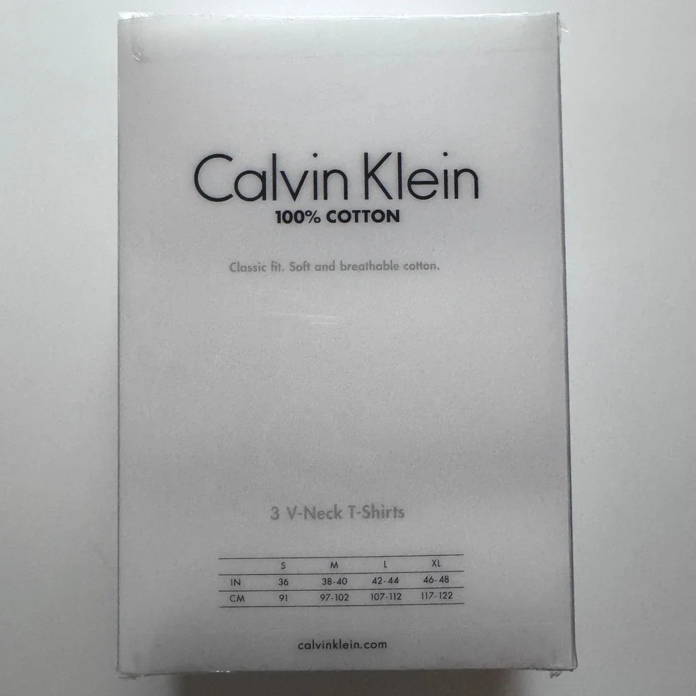 Calvin Klein Men 3 Pack White 100% Cotton V-Neck T-Shirts Classic Fit Size L